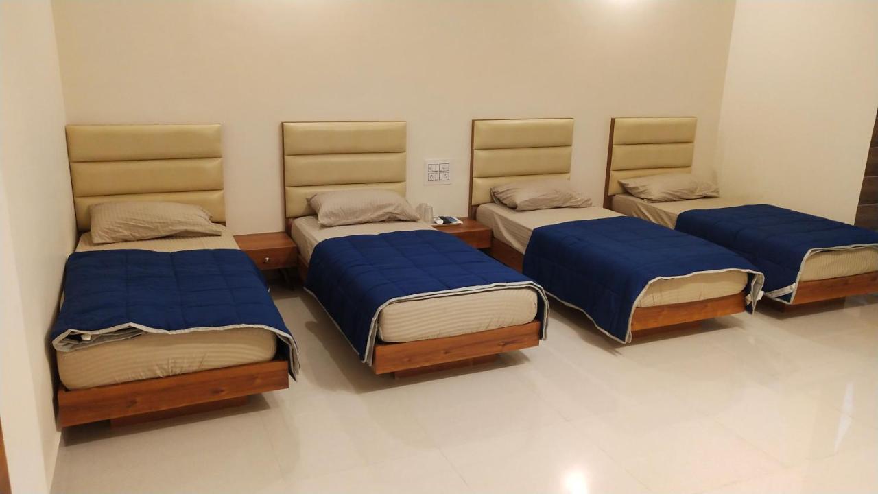 Hotel Kailash Virpur Bagian luar foto